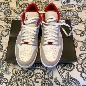 Low top Jordan 1 worn once